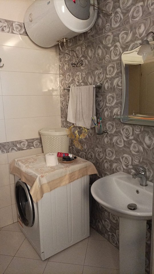 Jepet me qera Apartament 2+1 ish fusha Aviacionit