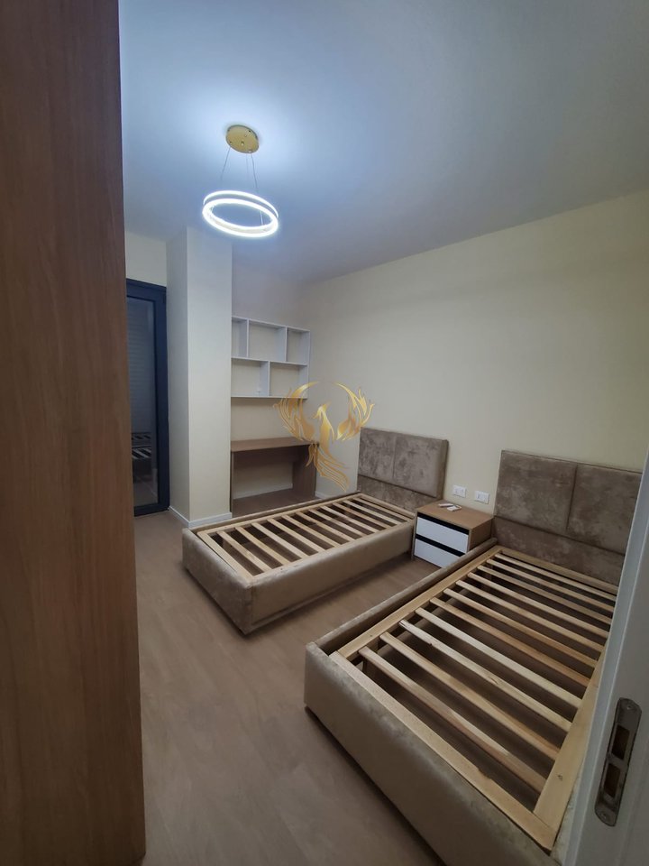 Jepet me qera Apartament 2+1+2 + Parkim te Liqeni i Thate