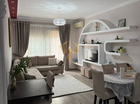 Jepet me qera Apartament 1+1 Ne Don Bosko