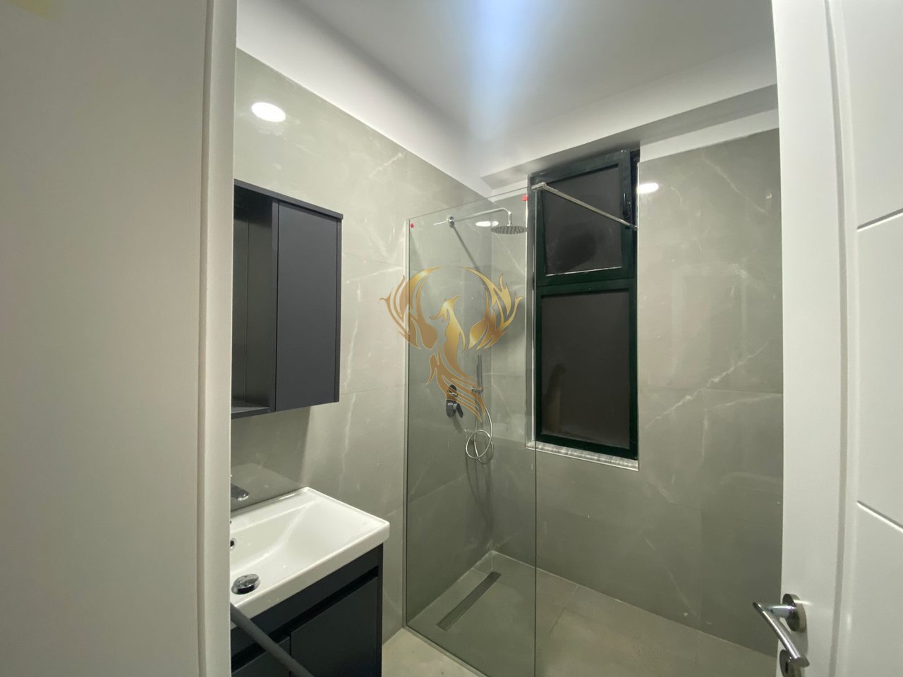 Appartamento 1+1 in affitto a 21 Dhjetori