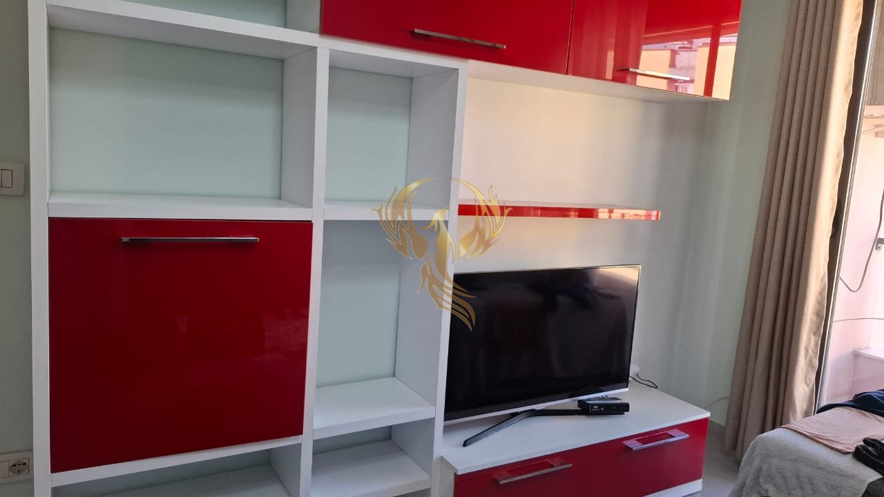 Affittasi appartamento 2 + 1 + 2 Astir vicino a Villa L