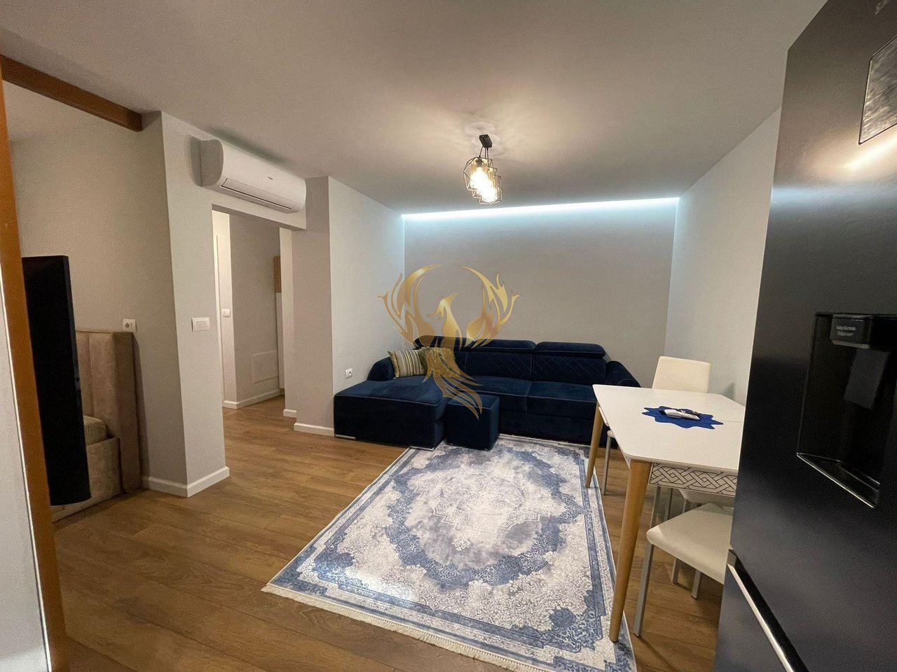 Affittasi appartamento 1+1 ben arredato in palazzo esistente in via Petro Nini Luarasi.