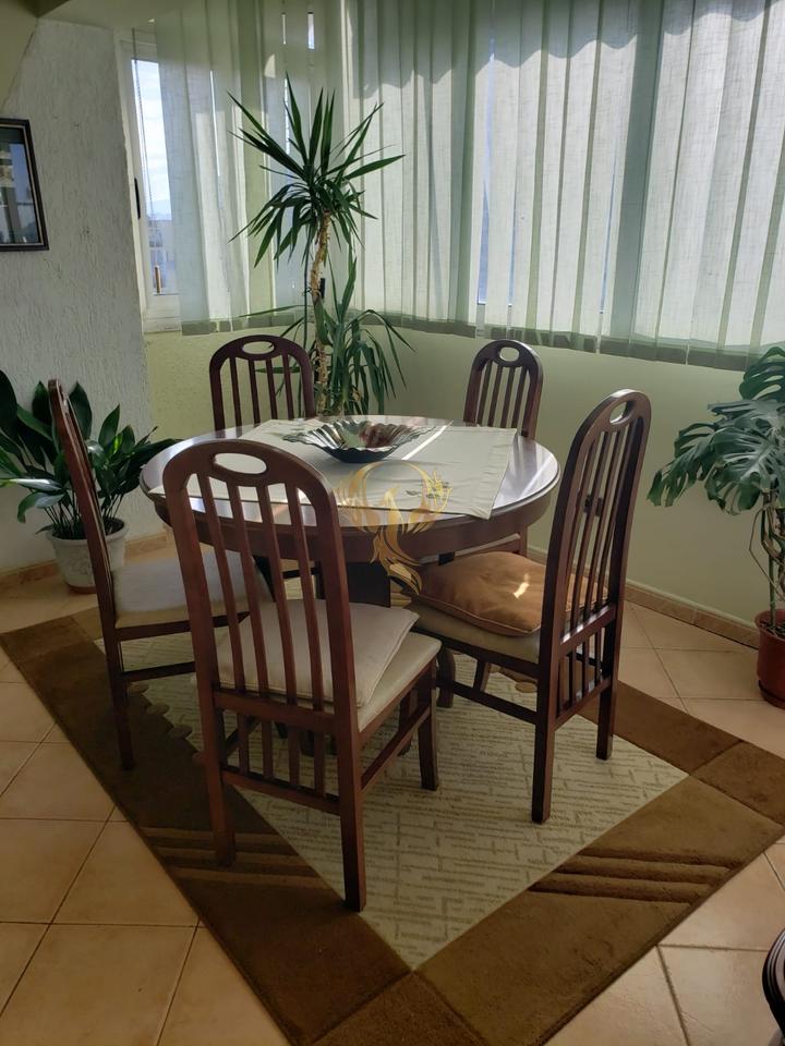 For rent 2+1+2 balcony apartment near Komuna e Parisit.