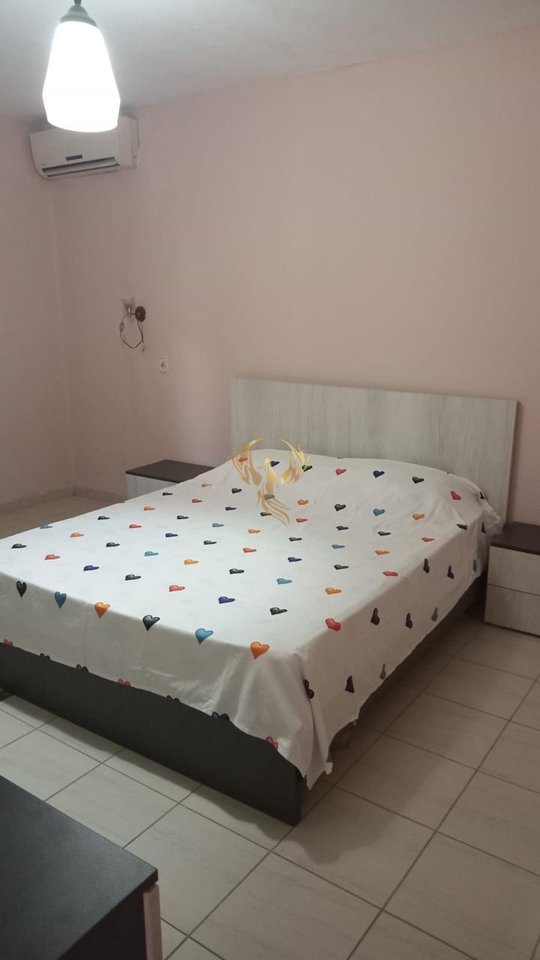 Jepet me qera aprtament 1+1 tek Ish Parku