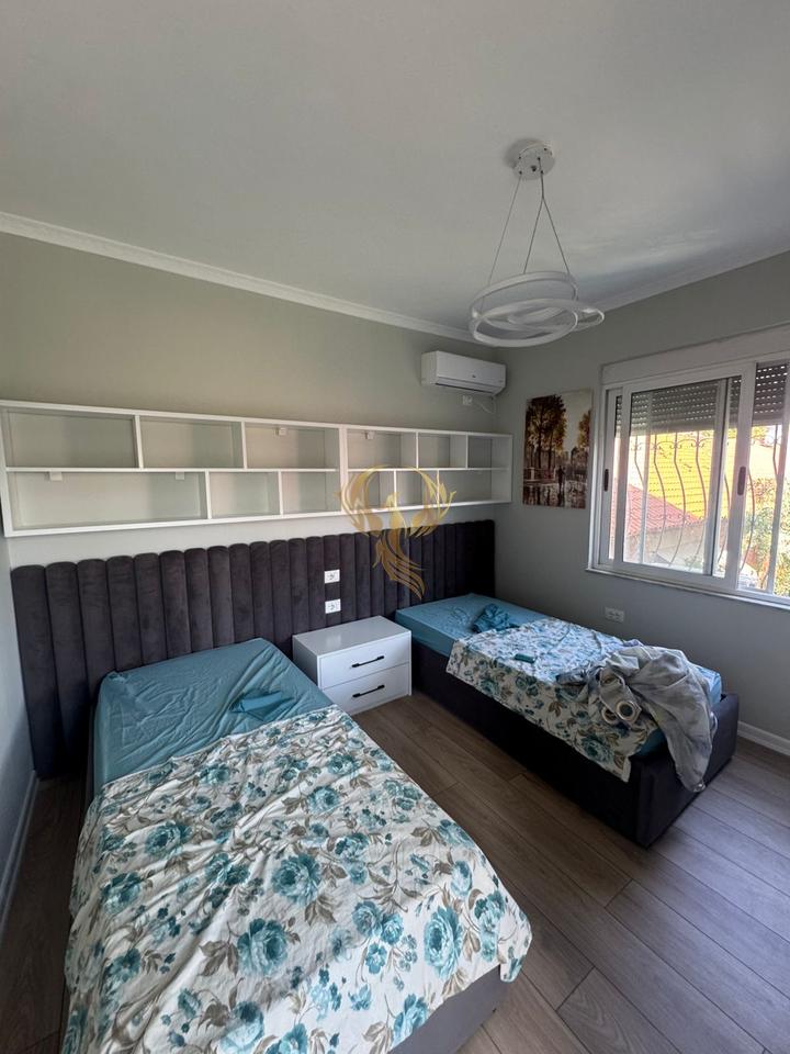 Jepet me qera apartament 3+1+2 tek Ish Ekspozita
