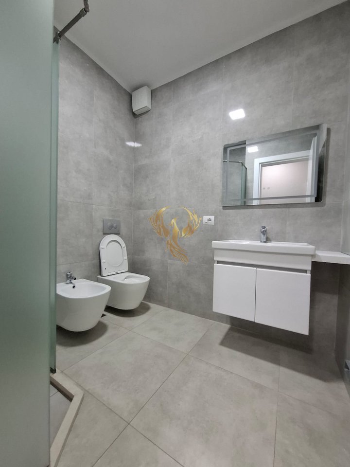 Appartamento 1+1 in affitto in via Bedri Karapici