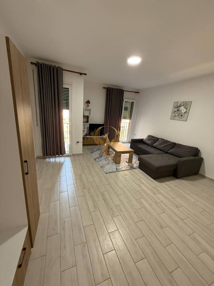 1+1 apartment for rent in Astir