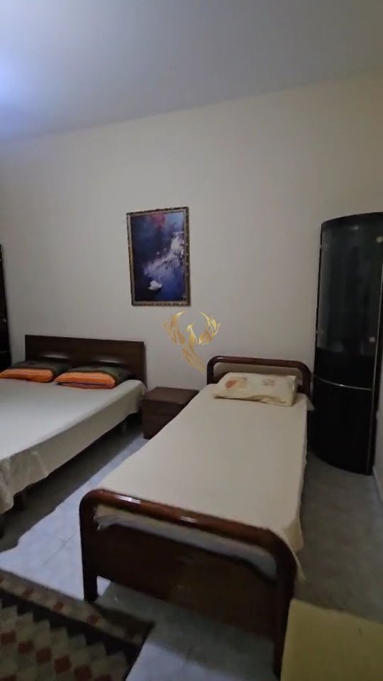 Si affitta ingresso 1+1 ad Ali Dem