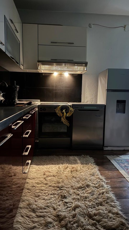 A studio apartment is available for rent in Zog te Zi.