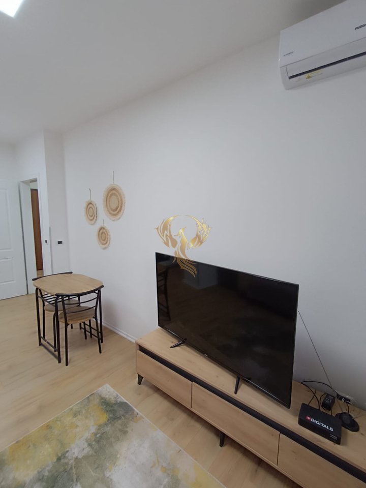 LUXURIOUS APARTMENT FOR RENT IN THE CENTER