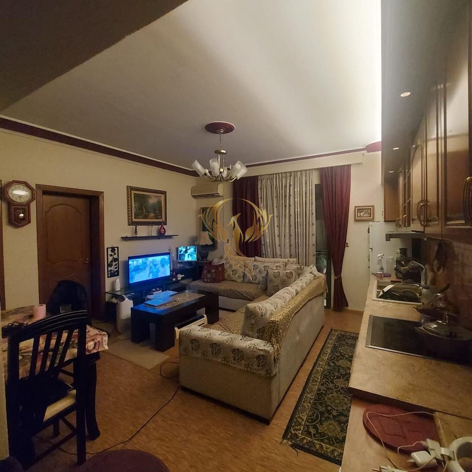 FOR RENT 1+1 ENTRY COMBINE