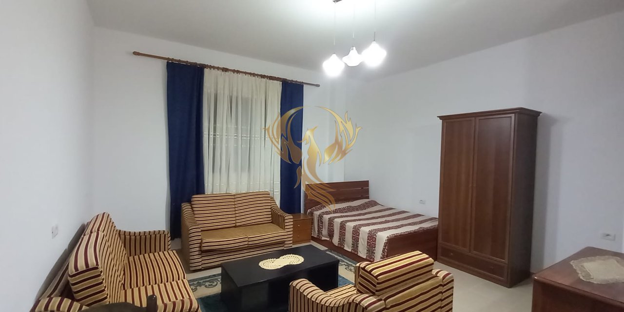 Studio apartment for rent in Shkoze