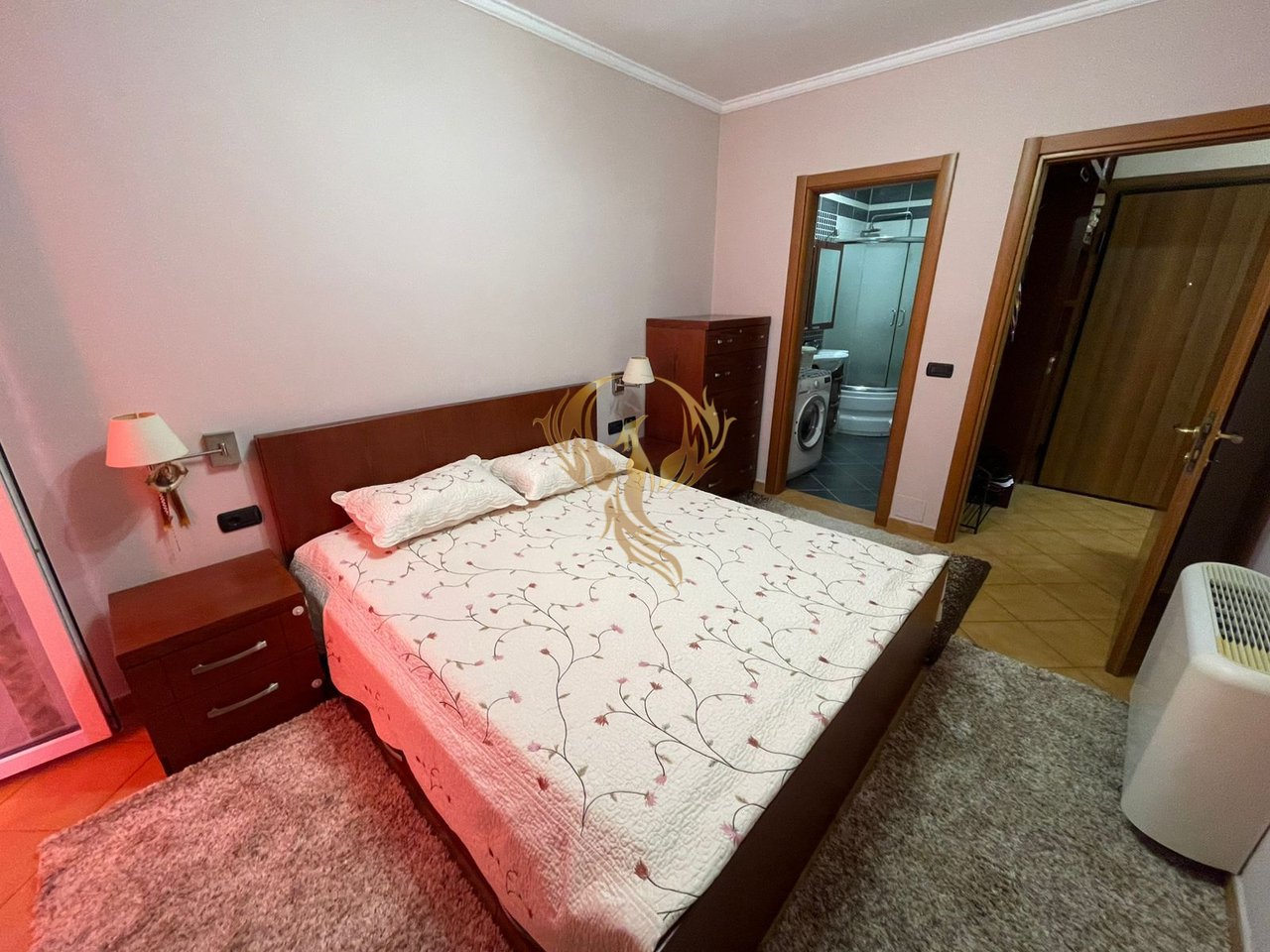 Jepet apartament me qera 2+1+2+Bllk, tek Stadiumi Air Albania