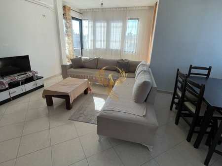 Jepet me qira Apartament 2+1 në Astir prane 2 rrotondove