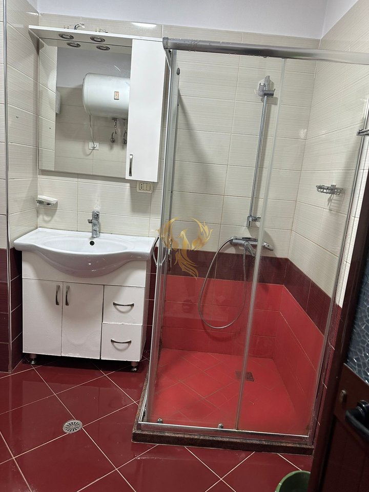 Affittasi super appartamento 2+1+2 balconi Via Dritan Hoxha