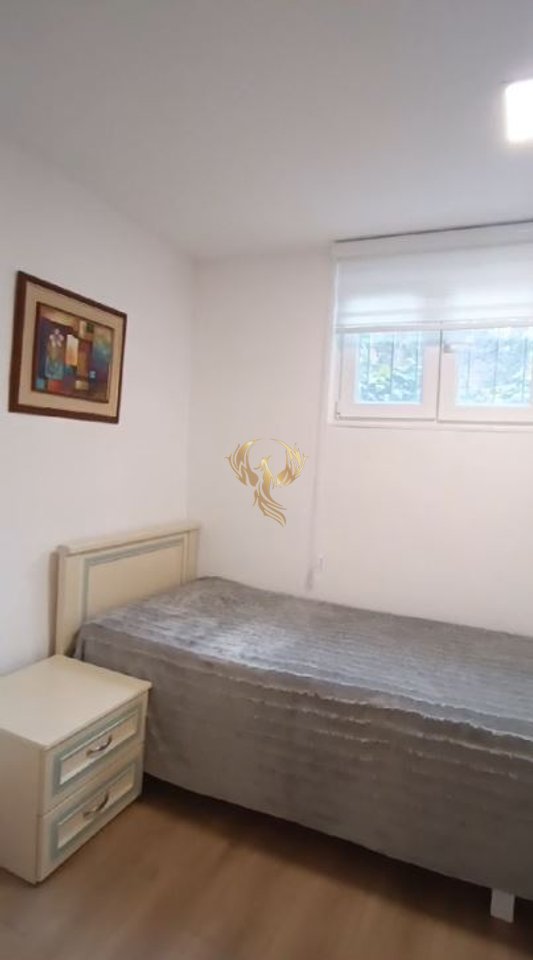 Jepet me qira apartament 2+1 tek Rruga Bardhok Biba, Qender