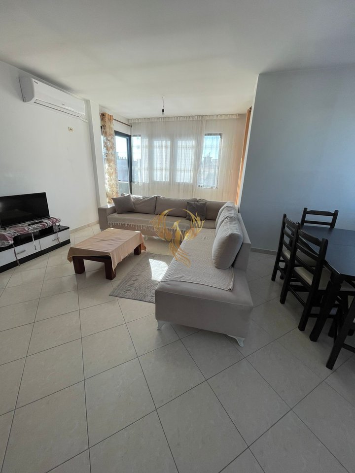 2+1 Apartment for rent in Astir near 2 roundabouts