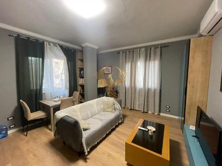 Jepet me qira super hyrje 1+1+Bllk Pazari i Ri