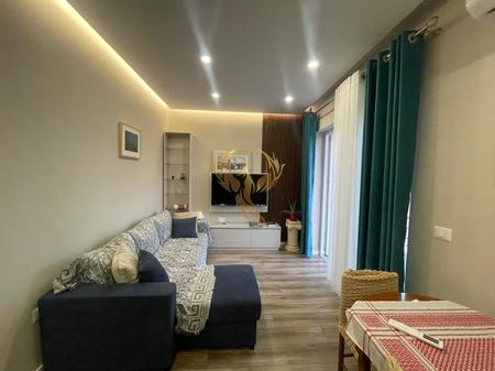 Jepet me qira hyrje 1+1+Bllk Pazari i Ri