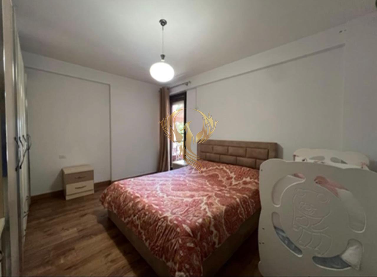 Jepet me qira apartament 2+1+Bllk tek Kopshti Botanik