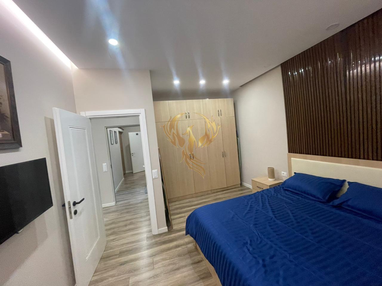 Jepet me qira hyrje 1+1+Bllk Pazari i Ri