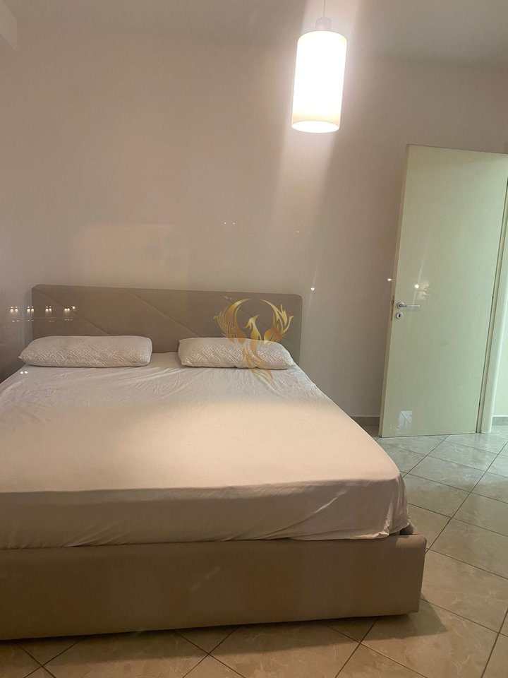 For rent 2+1 apartment with 2 balconies on Bulevardi i Ri