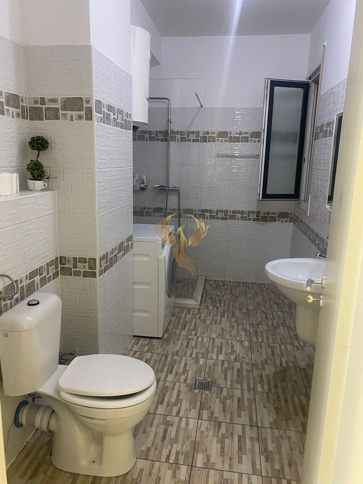 For rent 2+1 apartment with 2 balconies on Bulevardi i Ri