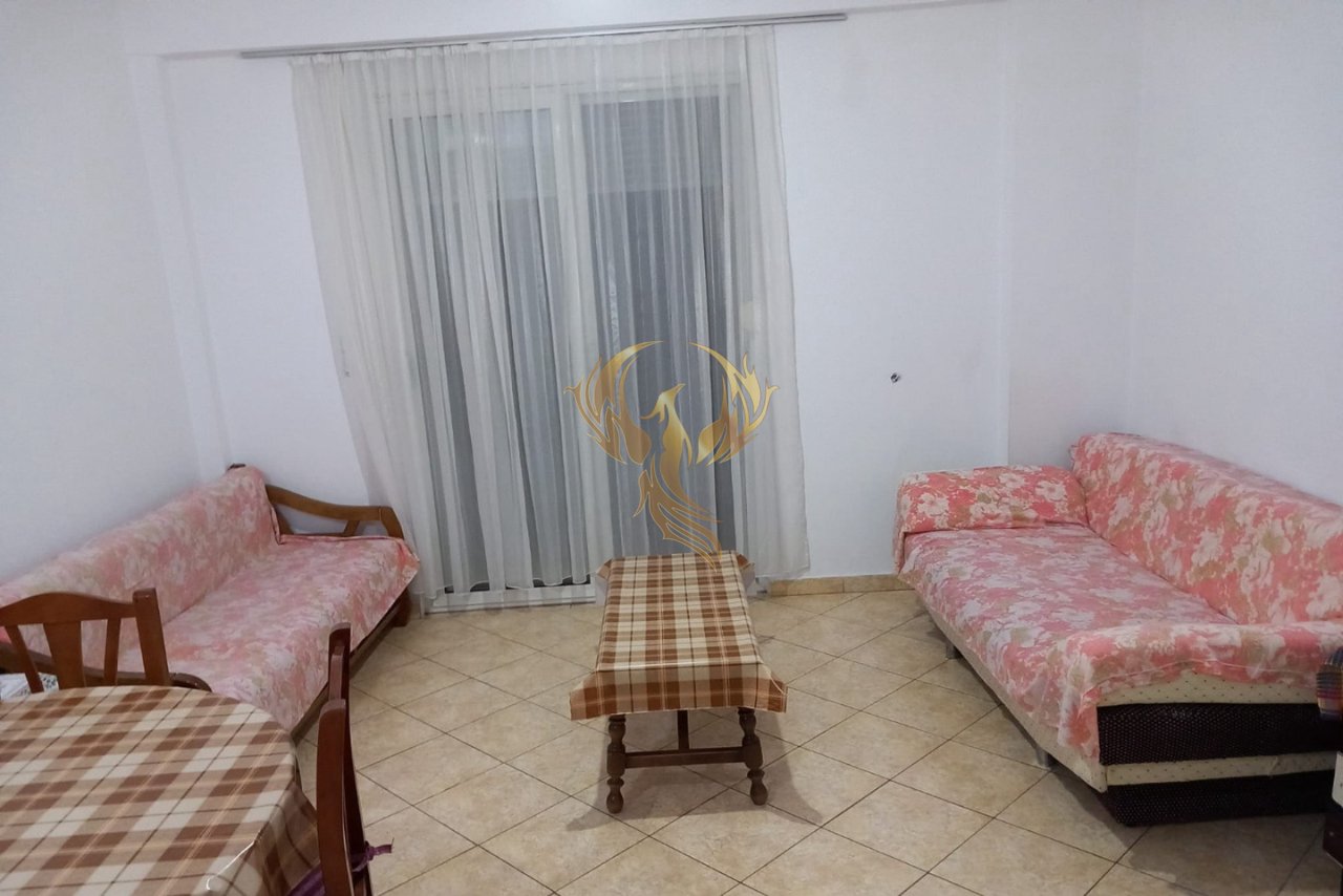 1+1 entrance for rent at Student City