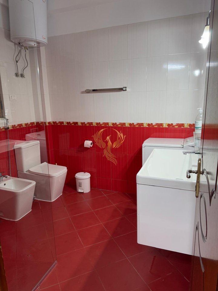 Jepet me qera super apartament 2+1+3 Bllk Rezidenca Porta e Gjelbër, Sauk i ri