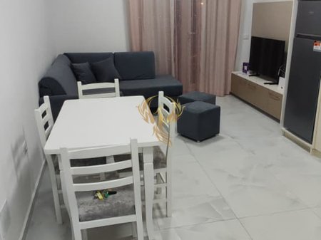 Jepet me qera Apartament  1+1 ne Fresk