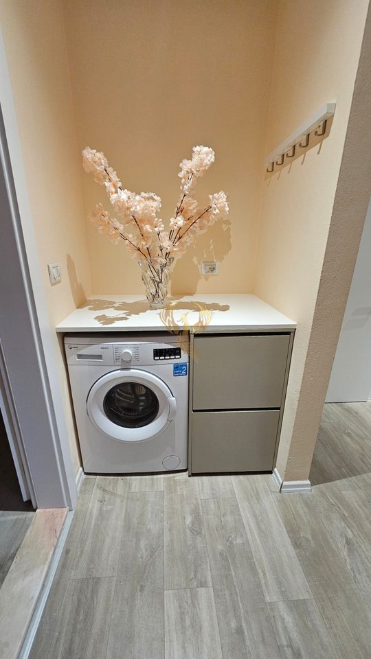 Jepet me qera Apartament  1+1 Kompleksi Usluga