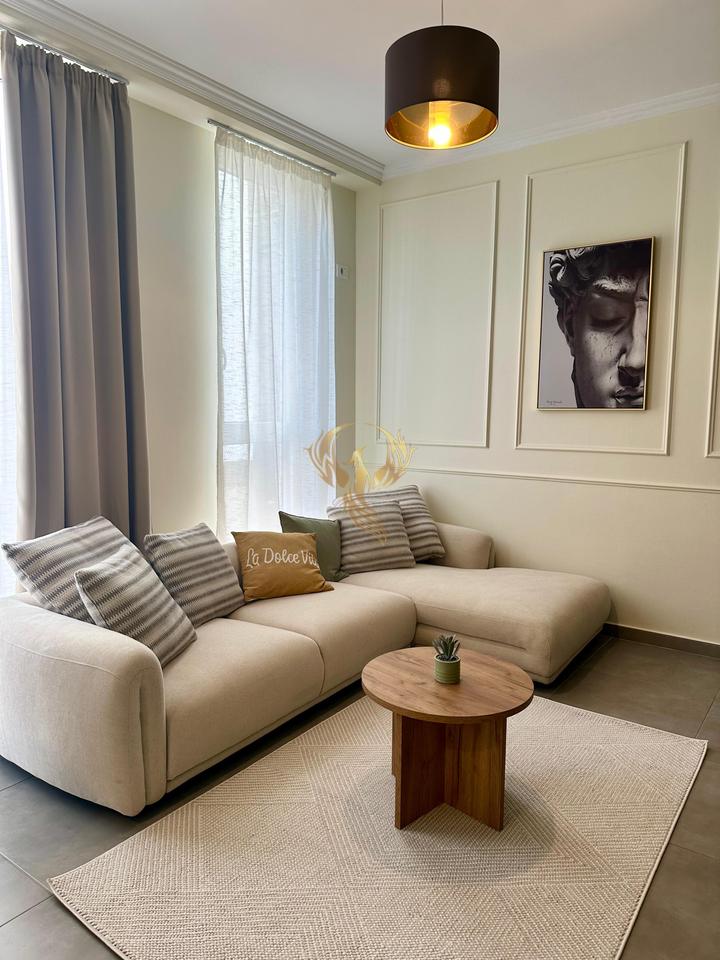 For rent: 1+1 Apartment with Annex and Balcony on the New Boulevard