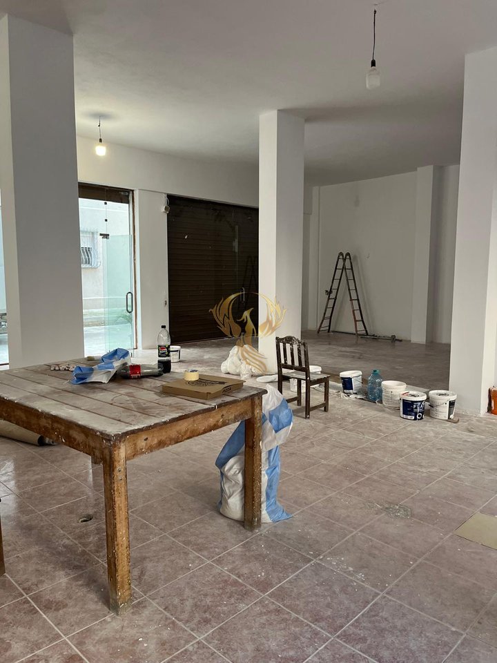 Business Premises for Rent in Komuna e Parisit