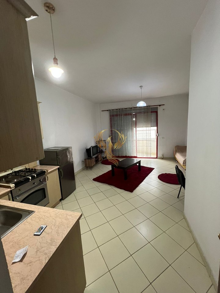 Jepet me qera Apartament  1+1 te Kthesa e Kamzes