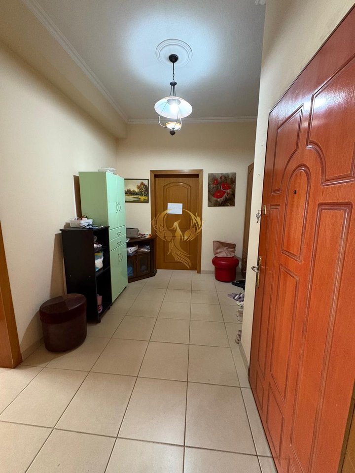 Appartamento 2+1+2 in affitto Bllk, Pazari i Ri