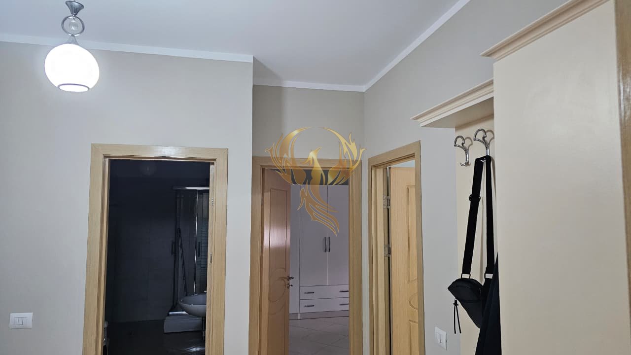 Jepet me qera Apartament 2+1 te Liqeni Artificial