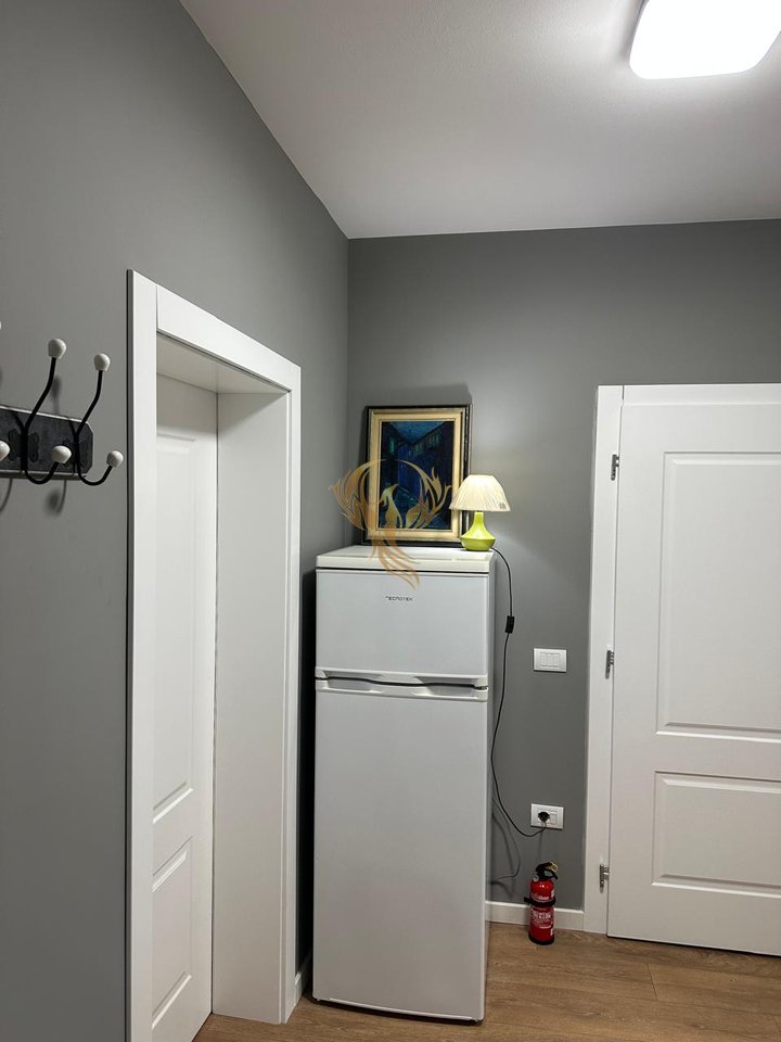 Jepet me qira super Apartament Studio tek Pazari i Ri