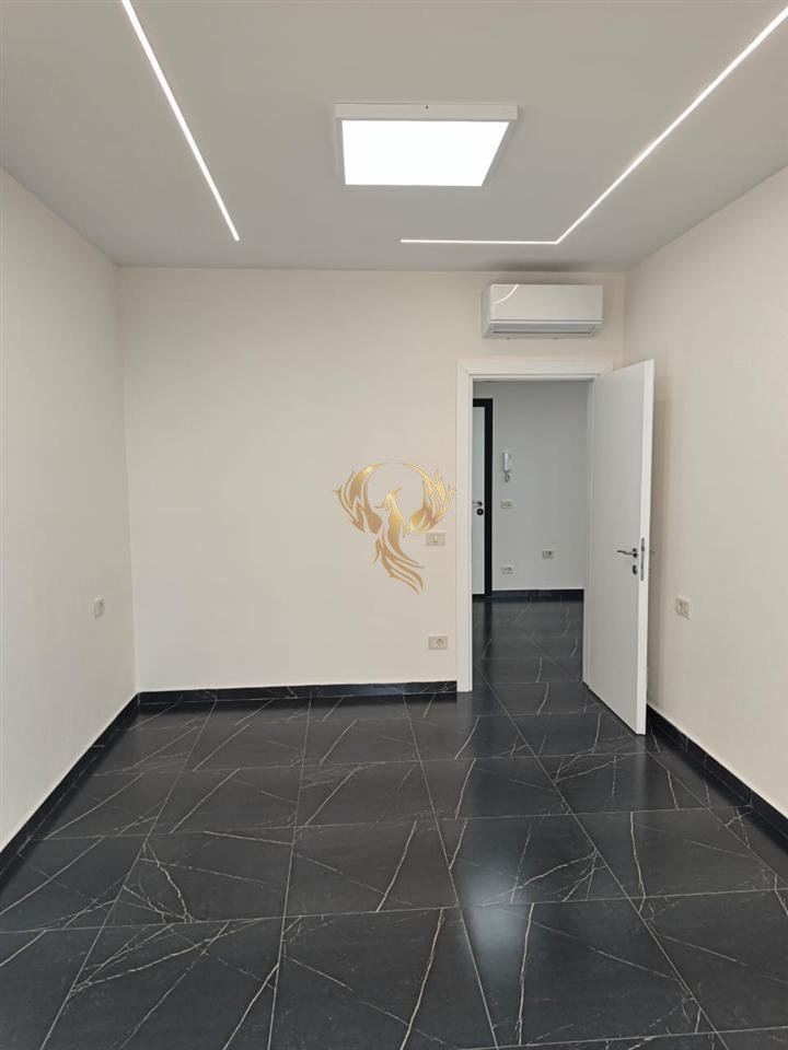Business premises for rent at Mine Peza
