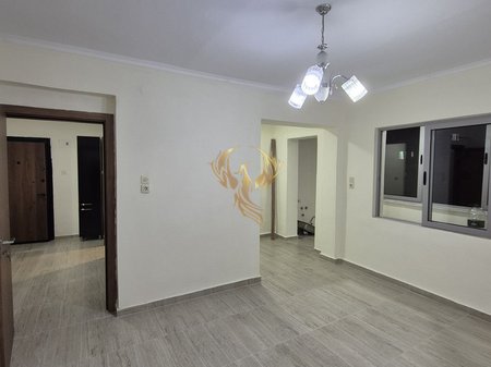 Jepet me qira apartament 1+1 në rrugen Zonja Çurre