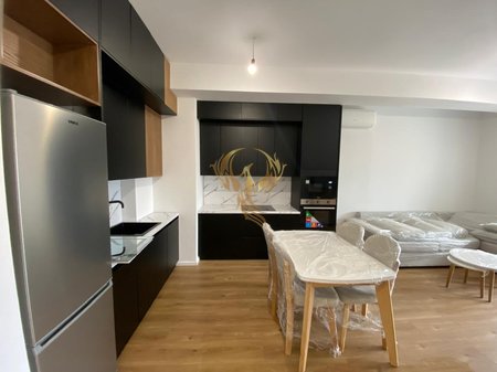 Jepet me qera apartament 1+1 ne Ali Dem