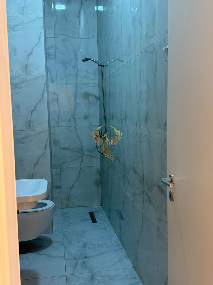 Jepet me qera apartament 1+1 te 21 Dhjetori