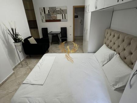 Studio Apartment for rent on Barrikadave Street