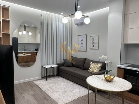 Jepet me qera apartament 1+1 Ish stacioni i trenit