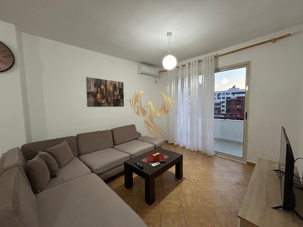Jepet me qera apartament 2+1 Astir