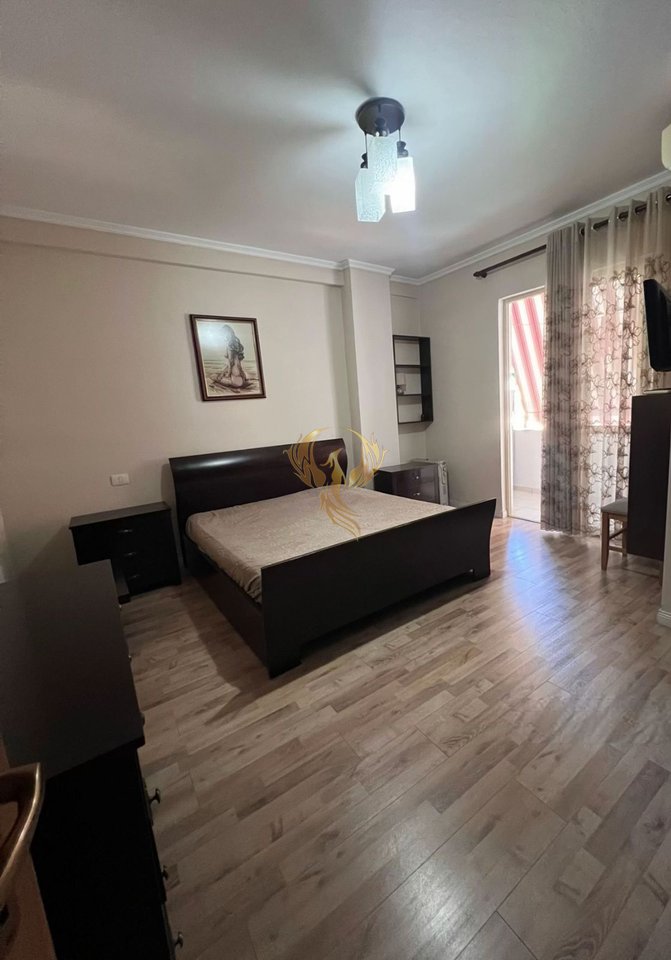 2+1+Bllk apartment for rent near Komuna e Parisit
