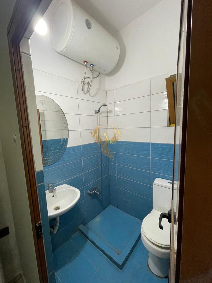 Jepet me qira hyrje 1+1 tek Nenstacioni Elektrik