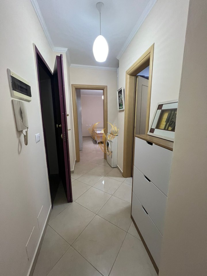 Jepet me qera apartament 1+1 Astir