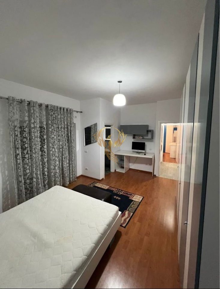 Jepet me qira apartament 2+1+2 ne Sauk te ri