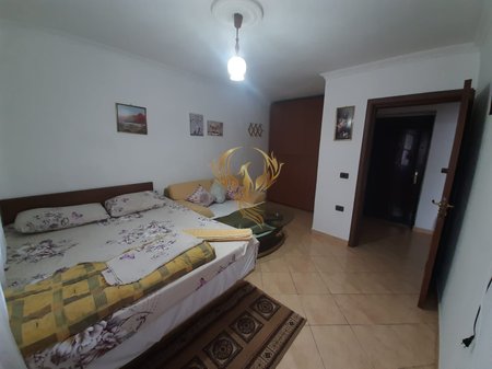 Jepet me qera apartament 1+1 tek Spitali Nënë Tereza përball Pediatris