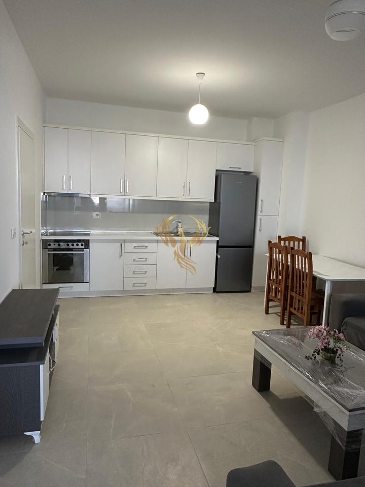 For rent 2+1+Block at the 21 Dhjetori-Kavaja Street intersection